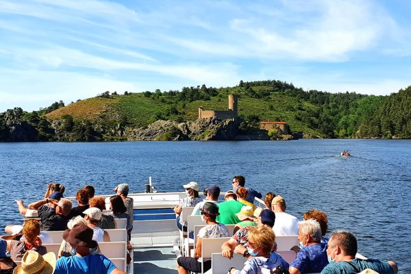 boat-cruise-of-the-gorges-de-la-loire